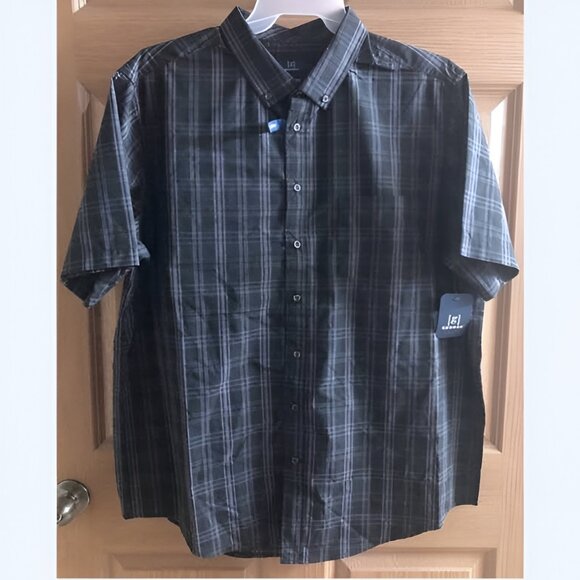 New: 2XL 50-52 Men's Black Plaid Button Down SS Shirt - Picture 1 of 3